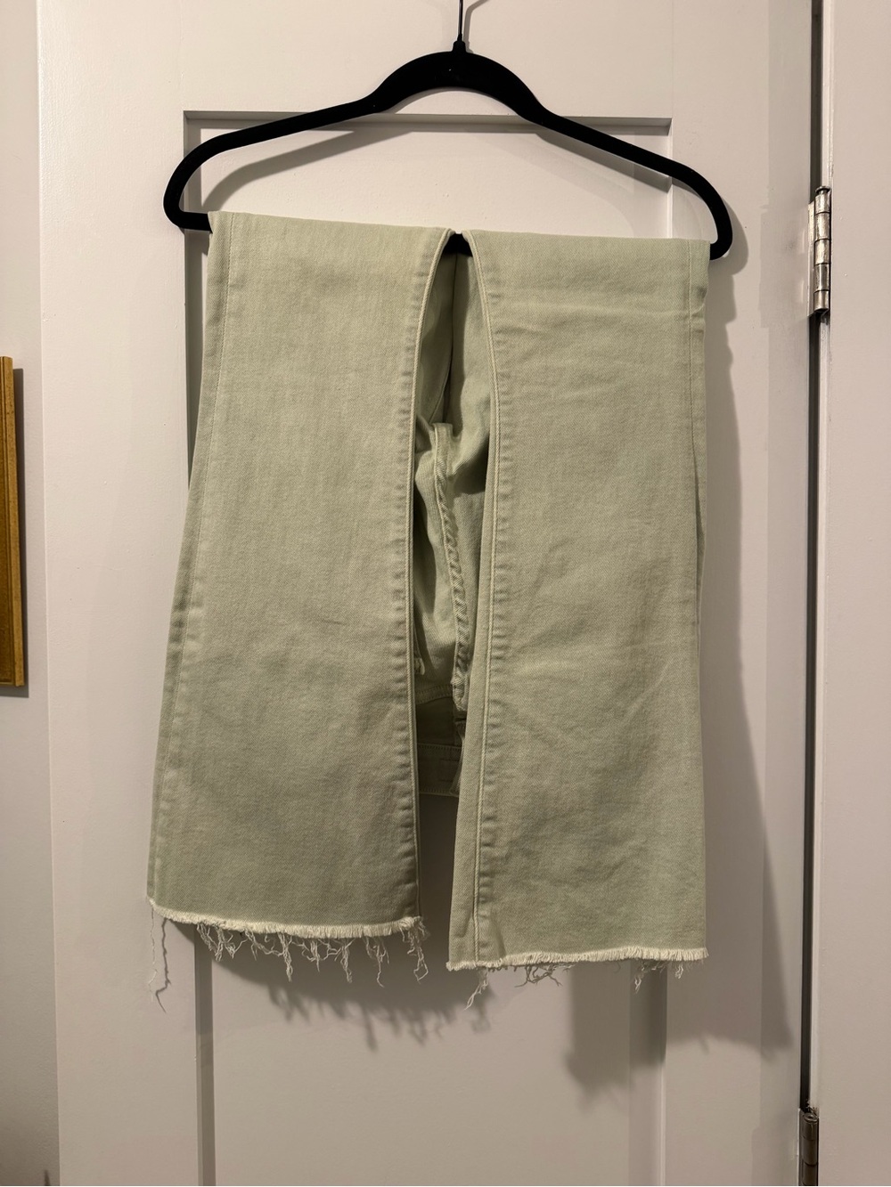 RARE! Mother Weekender Jeans in Second Chance - Picture 6 of 14